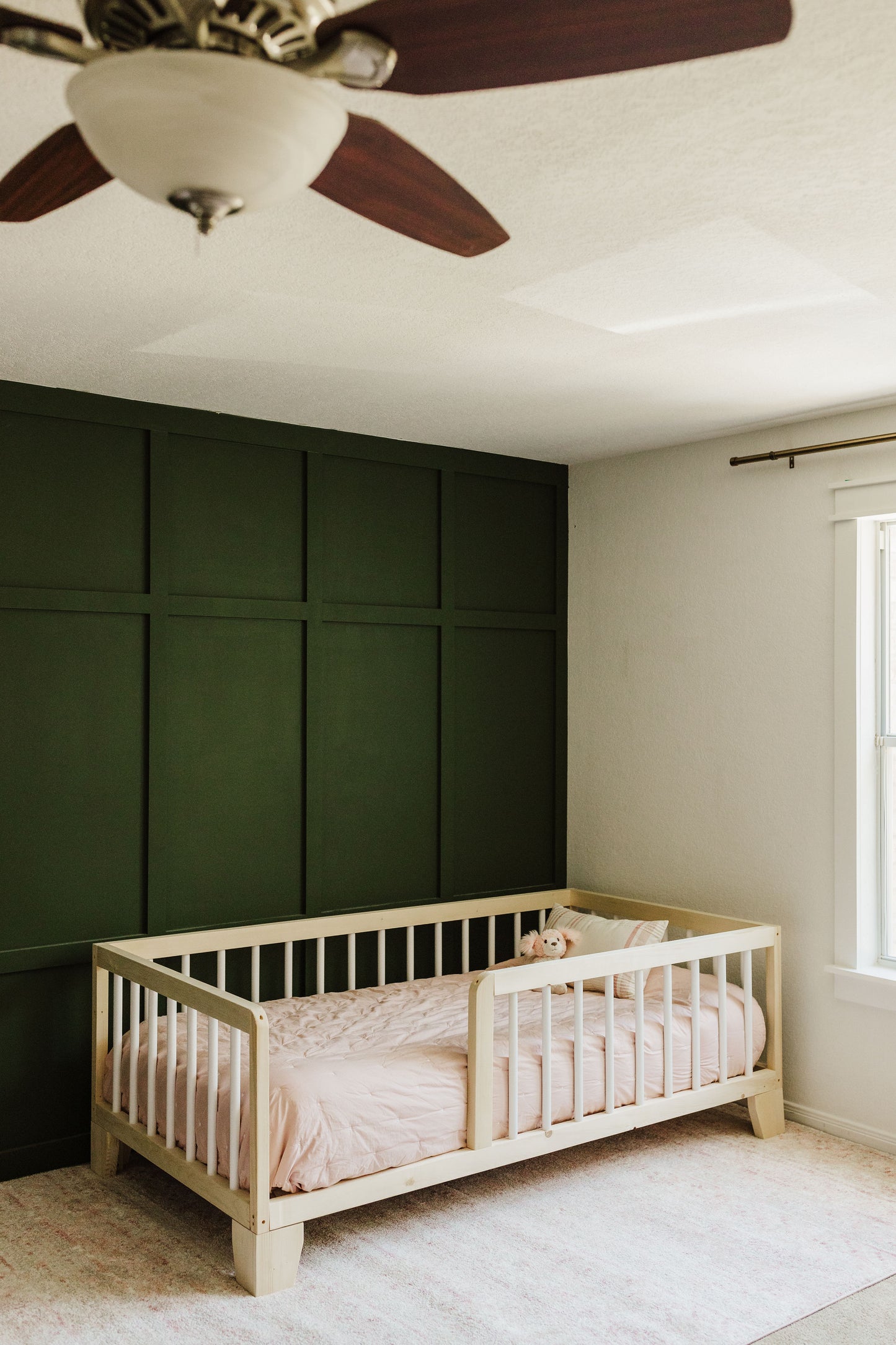 
                  
                    White Montessori Floor Bed
                  
                